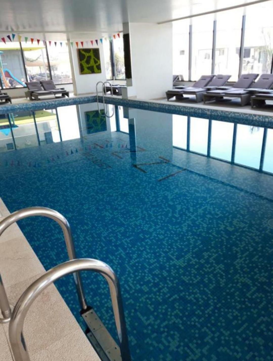 Alezzi Luxury Apartment Spa Resort Piscina Incalzita Sauna Parking Năvodari Eksteriør bilde