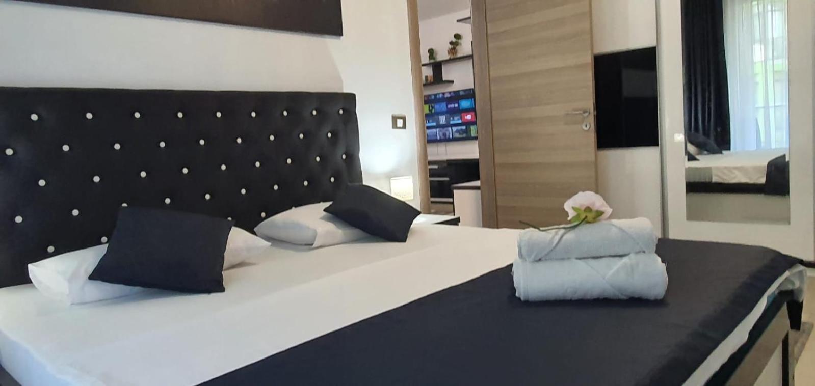 Alezzi Luxury Apartment Spa Resort Piscina Incalzita Sauna Parking Năvodari Eksteriør bilde